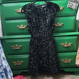 Vestique Black Sequin Top